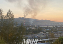 В Чите вечером 9 сентября на улице Новобытовой загорелся жилой дом