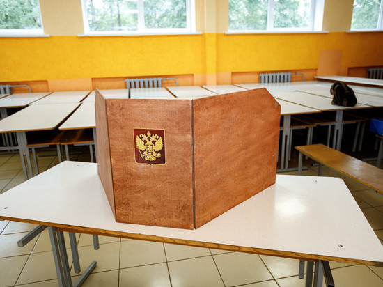 Второй день трехдневного голосования идет в Псковской области