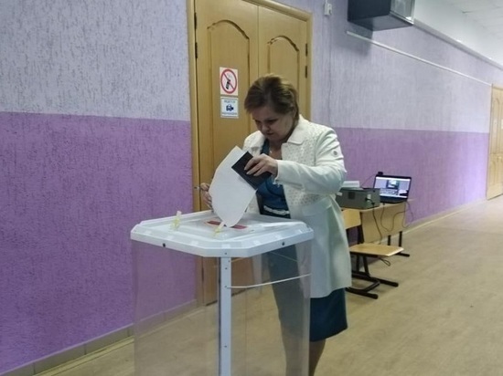 Глава администрации Рязани Сорокина проголосовала на выборах губернатора
