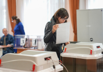 На избирательном участке на северо-востоке Москвы в воскресенье днем малолюдно