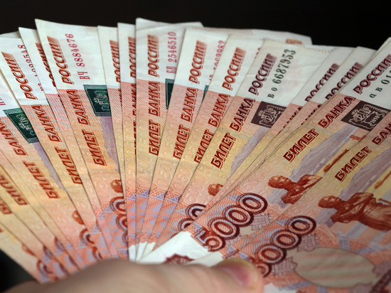 Пенсионер из Петербурга дважды поверил мошенникам и лишился 9 млн рублей