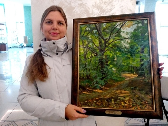 Пензенская художница подарила картину Лермонтовке