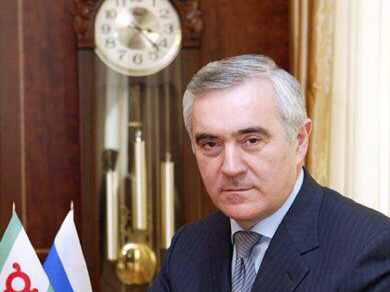 Путин назначил бывшего главу Ингушетии Зязикова новым послом на Кипре