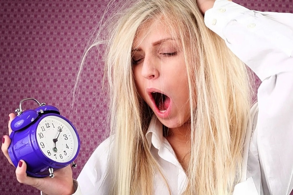 Сплю нормально, но не высыпаюсь: врач рассказал о причинах нарушения сна