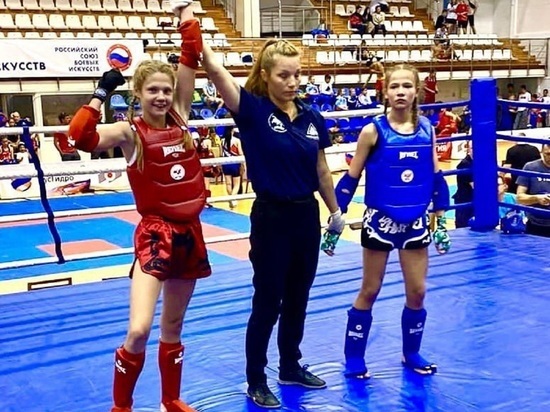 Юная жительница Серпухова завоевала звание чемпиона по тайскому боксу