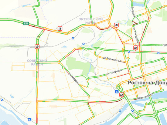 Из-за нескольких аварий улицы в Ростове сковали заторы