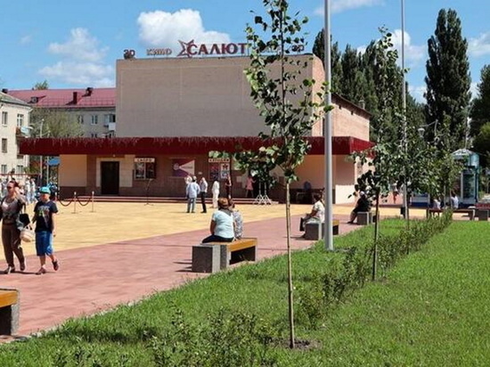 В Брянске закрылся на реконструкцию кинотеатр «Салют»