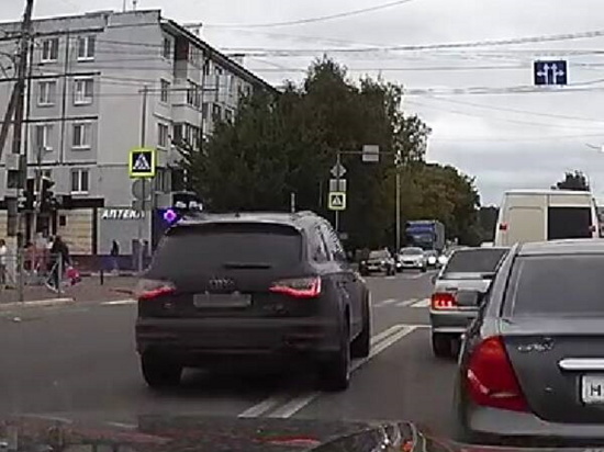 В Брянске лихач пересек двойную сплошную