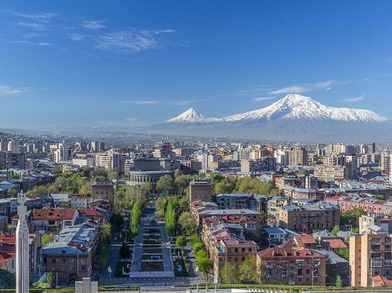 В Армении сообщили о госпитализации в Мартуни десяти раненых в ходе обстрелов