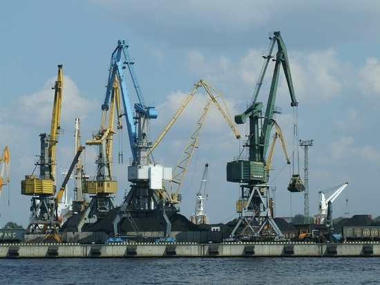 Грузооборот балтийских портов России снизился на 60%
