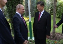 Помощник президента России Юрий Ушаков сообщил, что Владимир Путин проведет встречу с председателем КНР Си Цзиньпином на полях саммита ШОС в Самарканде, который пройдет 15-16 сентября