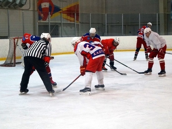 Юниорская хоккейная команда Калужской области сыграет первый матч