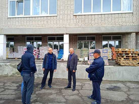 Алтайский край помогает ремонтировать школу в Славяносербском районе ЛНР