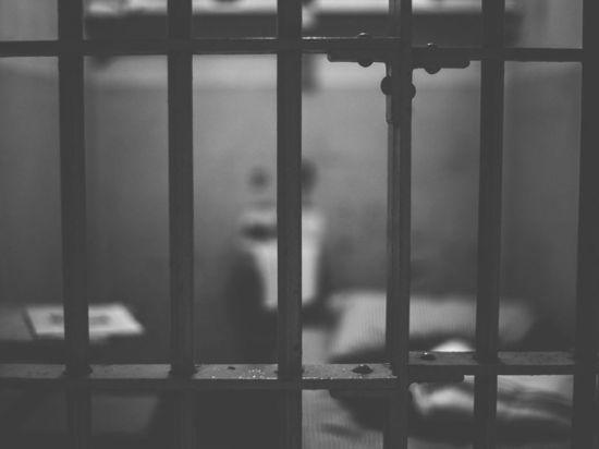 Изнасиловавший и убивший киселевских школьниц педофил получил пожизненный срок