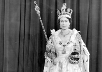 Королева Елизавета II обладала большим количеством редких драгоценностей