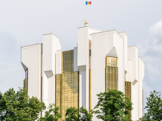 Молдавская оппозиция пообещала протестовать до полной отставки власти