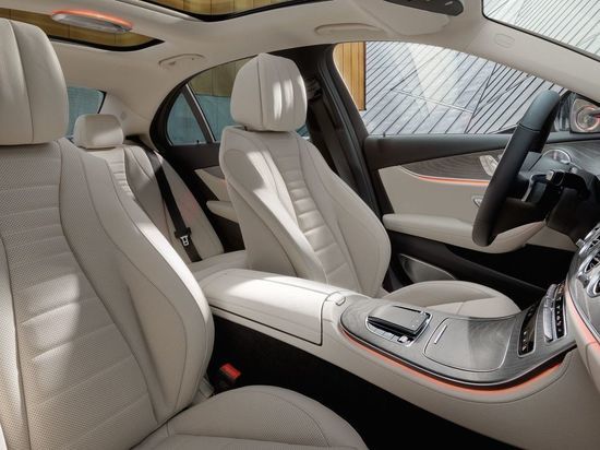 У депутата Слободской Думы хотят отобрать Mercedes-Benz и две квартиры