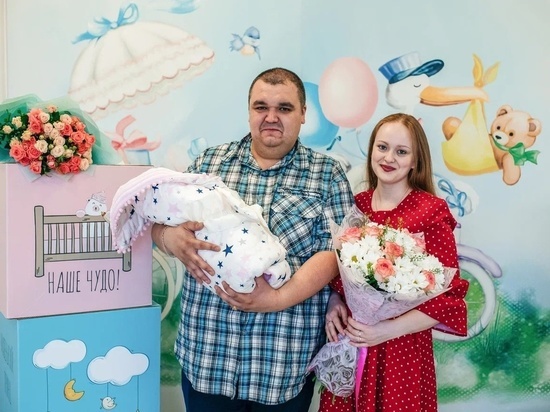 В больнице Ноябрьска спасли мать и ее недоношенного первенца