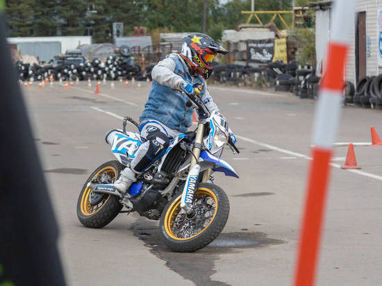 В Архангельске подвели итоги чемпионата по фигурному вождению мотоцикла