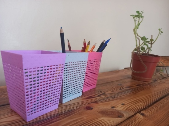 В ЛНР начали выплачивать школьные 10 тысяч