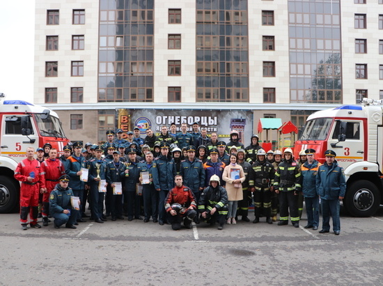 В Ярославле пожарный поставил рекорд в беге на 25-й этаж