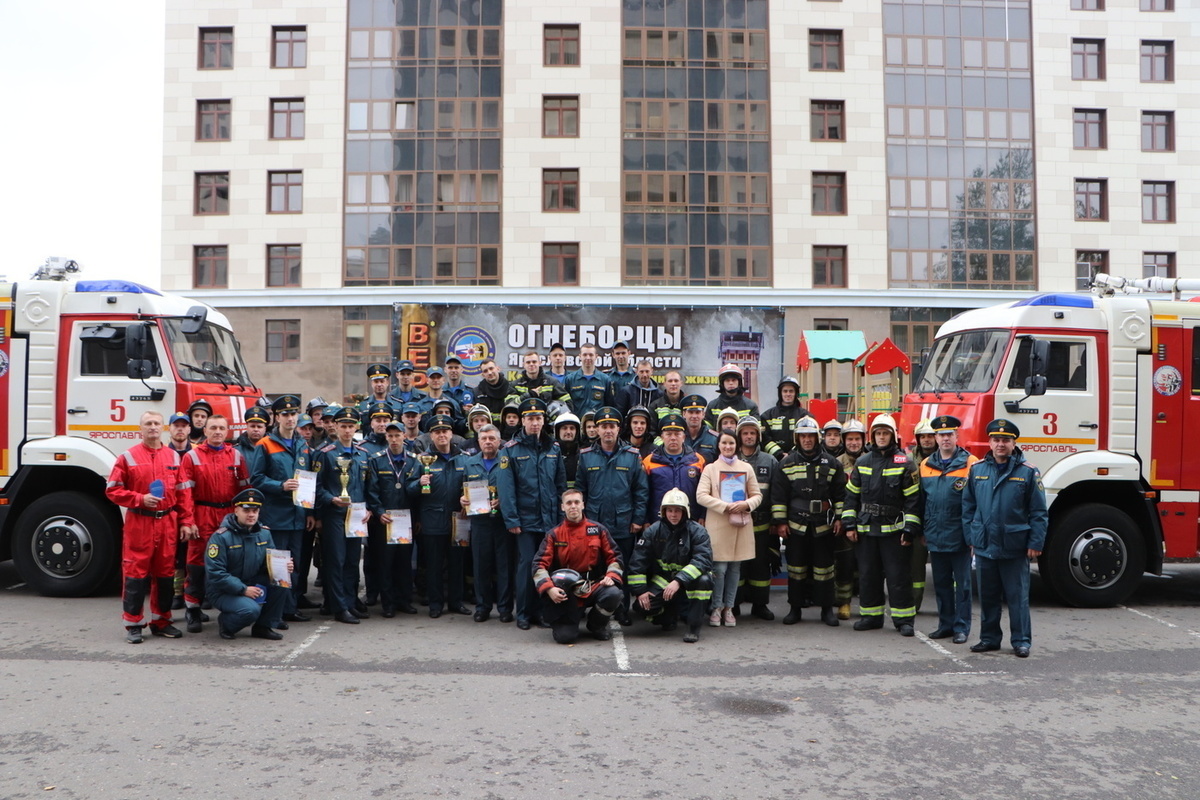 В Ярославле пожарный поставил рекорд в беге на 25-й этаж