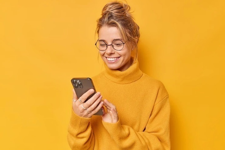 Объявлен старт продаж iPhone 14 в России: сколько стоит и где можно ...