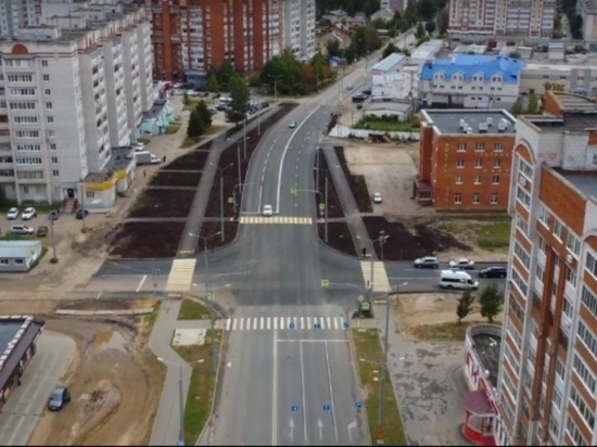 На отремонтированный перекрёсток бульвара Ураева, улиц Кирова и Мира можно взглянуть с высоты