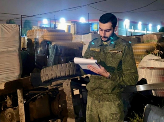 В Энгельсе по факту падения автопогрузчика на кладовщика проводится проверка