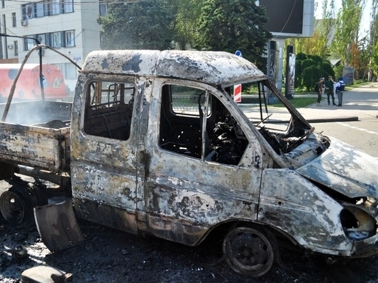 В ДНР показали последствия обстрела центра Донецка: ФОТО