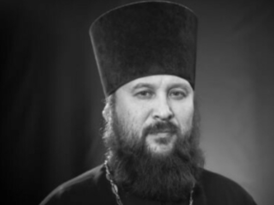 В Татарстане прощаются с погибшим в зоне спецоперации отцом Анатолием