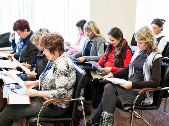 Больше 800 безработных Орловщины решили освоить новые профессии