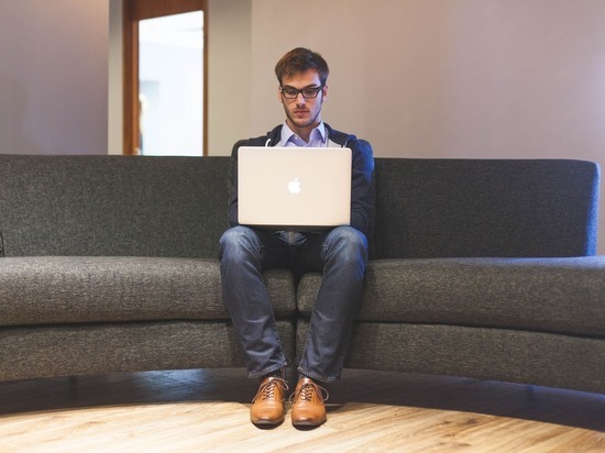 Смоляне стали жертвами виртуальных "жриц любви"