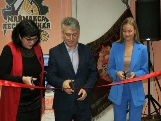 На окраине Архангельске открылась выставка «Маймакса лесопильная»
