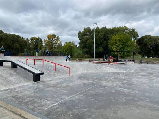 Скейт-парк в Великих Луках успешно прошел приемку
