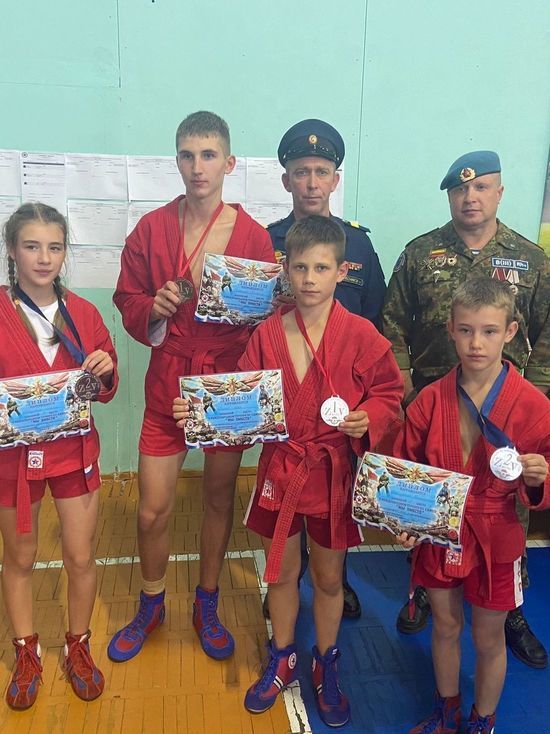 Псковские самбисты завоевали медали на международном турнире