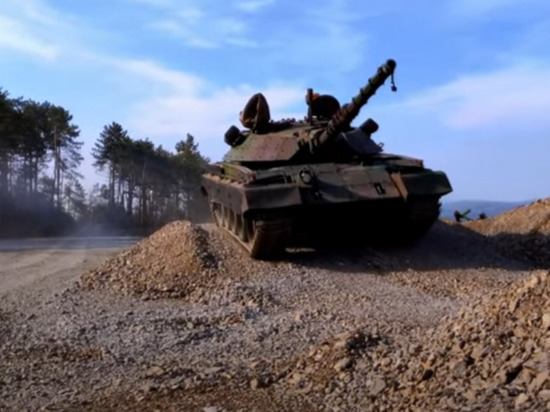 Словения передаст Украине 28 танков M-55S