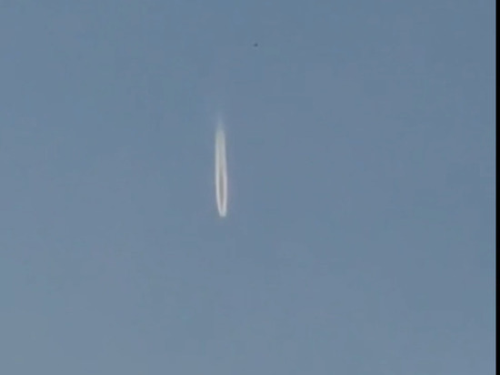 Жители Бердска заметили неизвестный летающий объект в небе