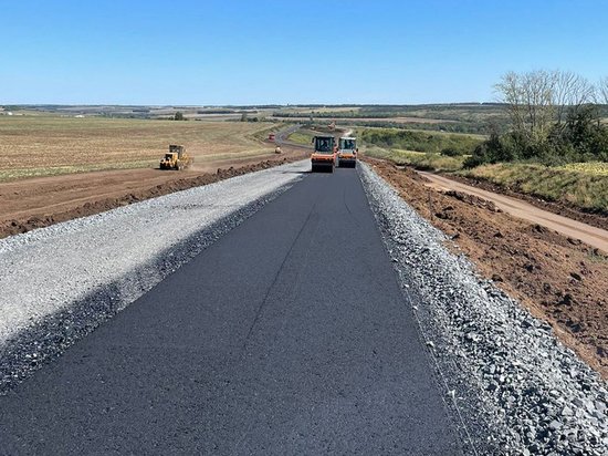 В Белгородской области строят новую дорогу между селами