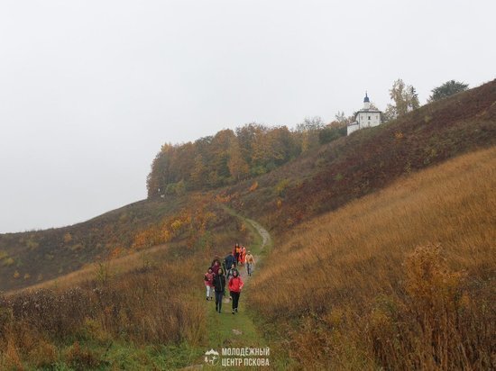 Псковских студентов приглашают на трек-поход по Изборско-Мальской долине