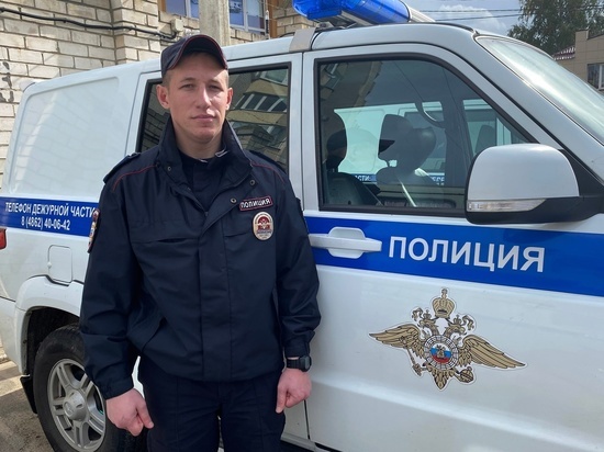 Орловский полицейский вырвал из рук преступника женщину