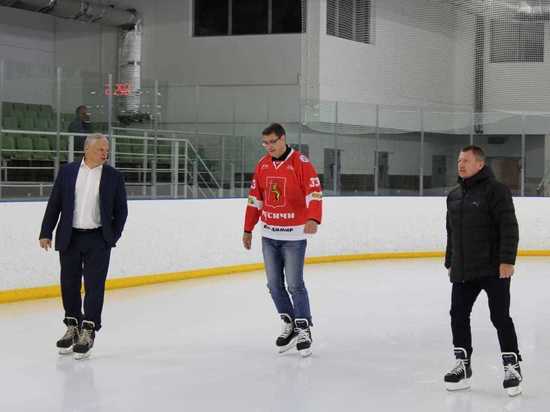 Владимирский губернатор Авдеев встретился с юными хоккеистами
