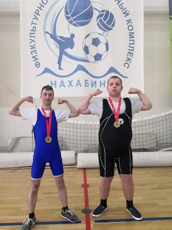 Спортсмены из Серпухова победили на Чемпионате Московской области по пауэрлифтингу
