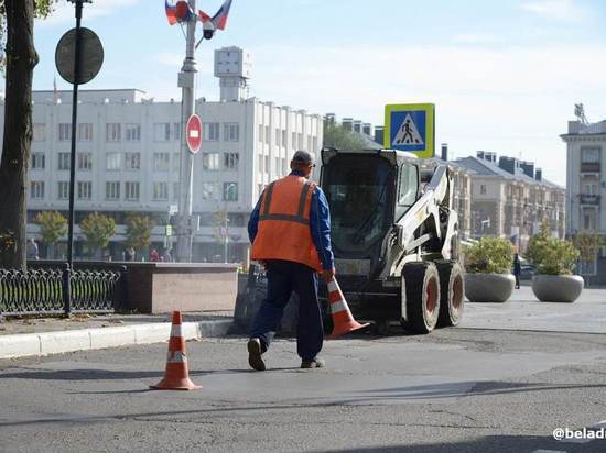 В Белгороде до 31 октября отремонтируют участок дороги по Свято-Троицкому бульвару