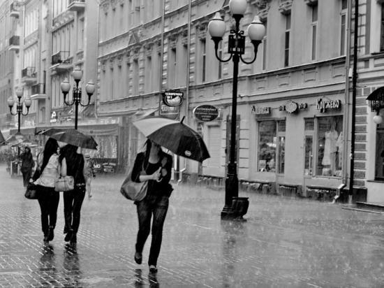 В Москве прогнозируют 36 часов дождей подряд