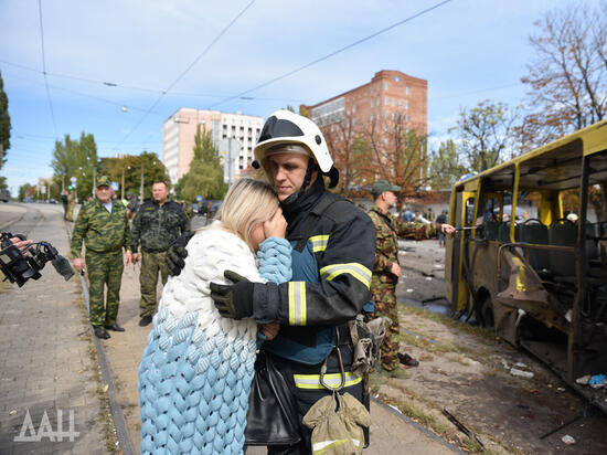 В Донецке показали последствия обстрела Крытого рынка: ФОТО