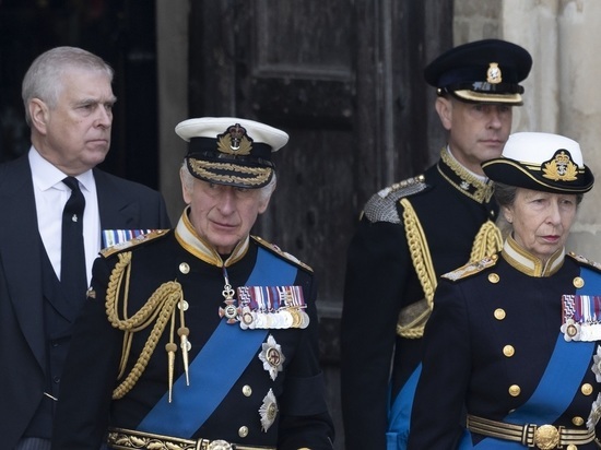 DailyMail: принцесса Диана хотела возвести на трон принца Уильяма вместо Чарльза