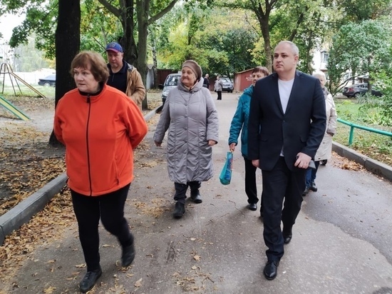 Глава администрации города Тамбова встретился с жителями улицы бульвар Энтузиастов