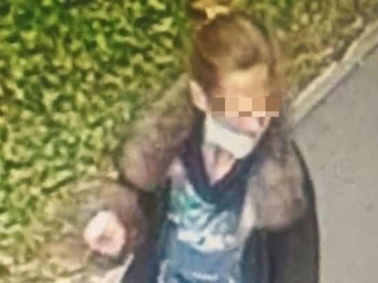 Жительница Новосибирска обманом украла золотые серьги у 9-летней девочки