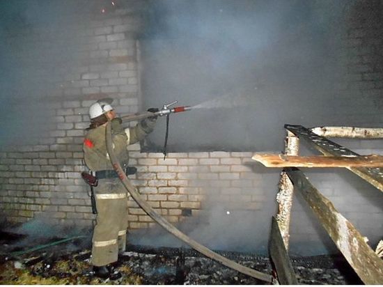 В Духовщине на пожаре погиб мужчина